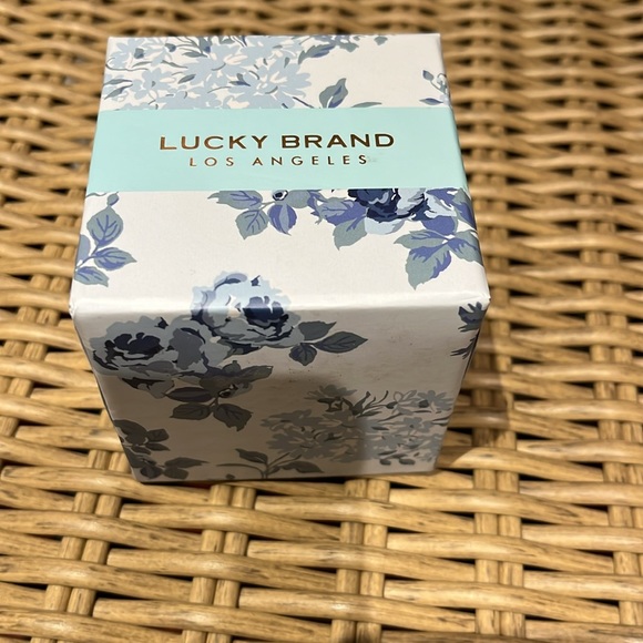 Last Chance! 🚨Lucky Brand Earrings with Gift Box 🎁 - Picture 3 of 4
